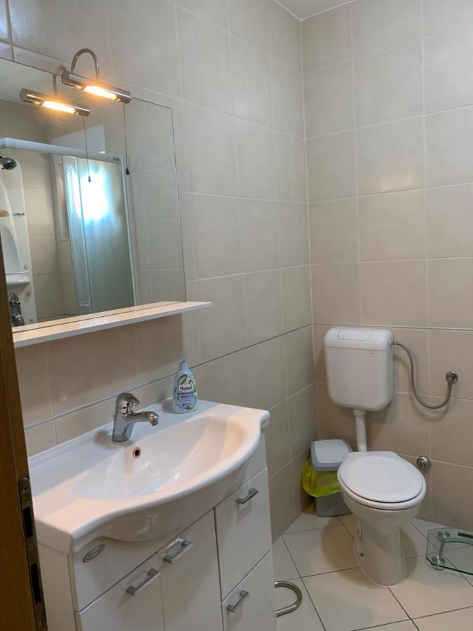 Gallery Apartman Nada Žaborić Extérieur photo