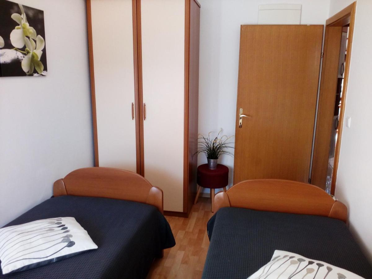 Gallery Apartman Nada Žaborić Extérieur photo